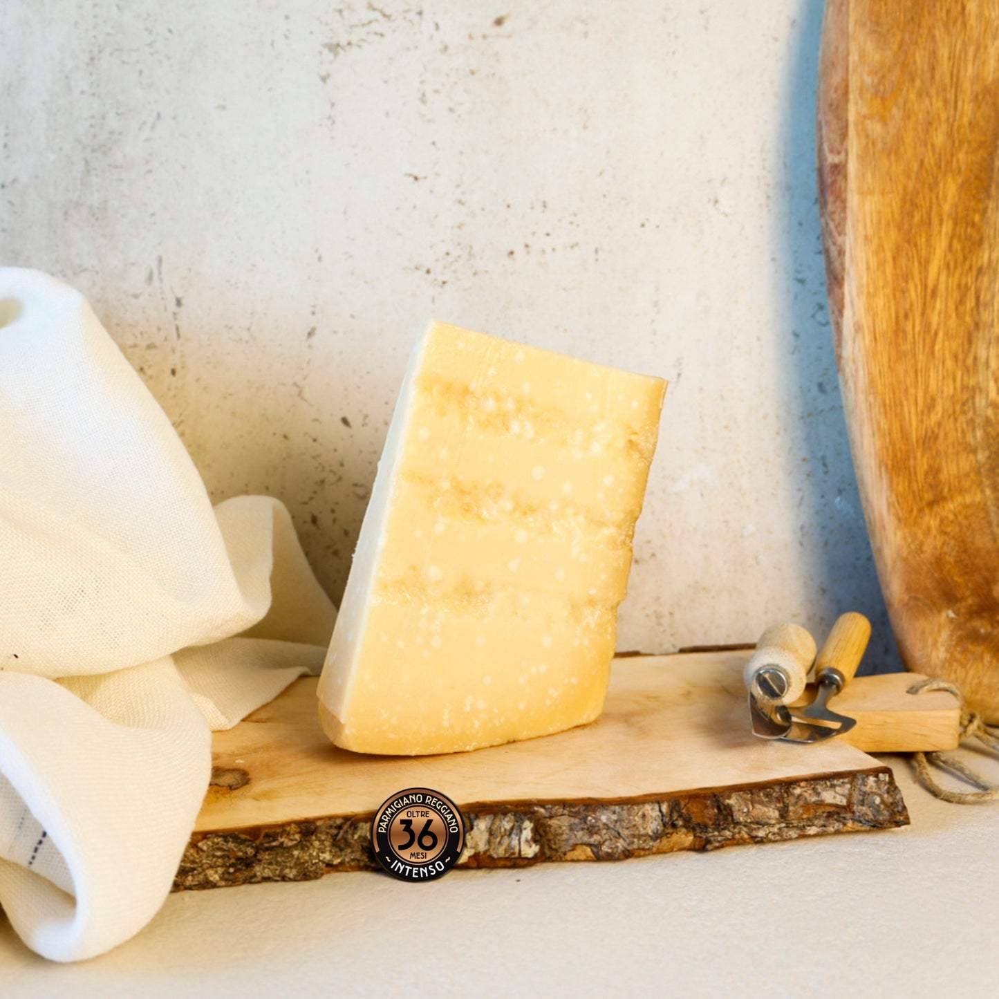 Echter Parmigiano Reggiano DOP aus Italien - eigene Produktion - 36 Monate gereift