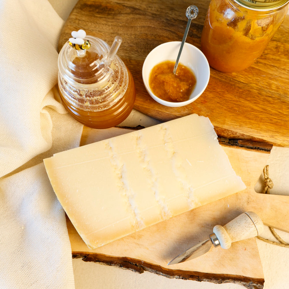 Parmigiano Reggiano mit Honig